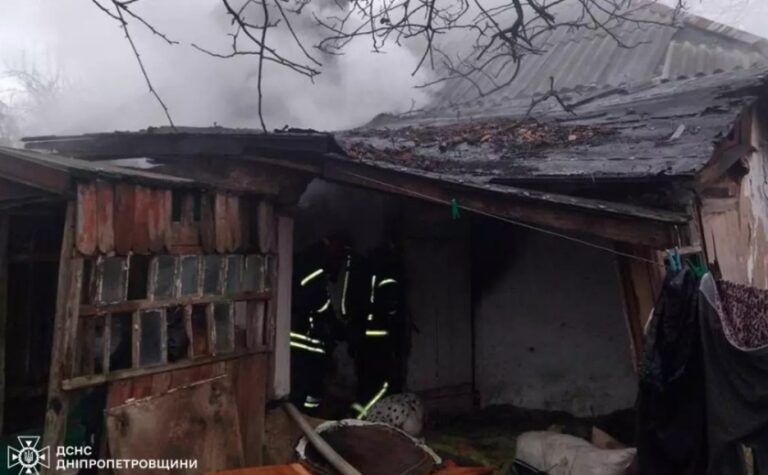 У м. Самар під час пожежі у будинку знайшли тіло загиблої жінки