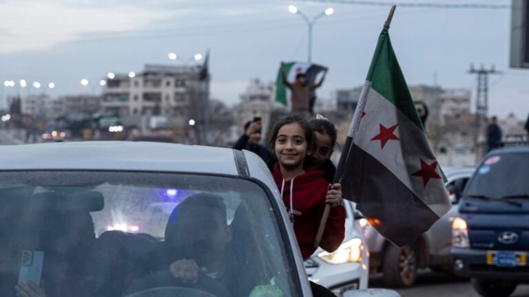 У МЗС Франції кажуть, що збираються призупинити прийом біженців із Сирії