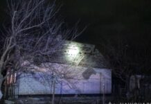 Під ударами ворога перебували два райони Дніпропетровської області, поранено жінку: слідчі задокументували наслідки атак