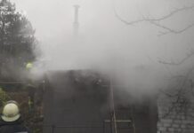 Горів будинок та домашні речі: у Запоріжжі під час пожежі загинув чоловік