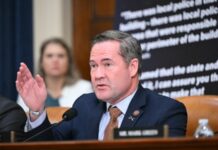 Команда Трампа вивчає шляхи, як закінчити війну РФ проти України – Волц