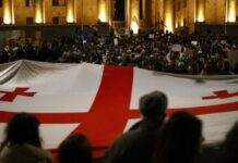 Протести у Тбілісі: перша ніч без розгонів, однак затримання активістів продовжуються