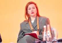 Нардепка від “Батьківщини” Шкрум складає мандат