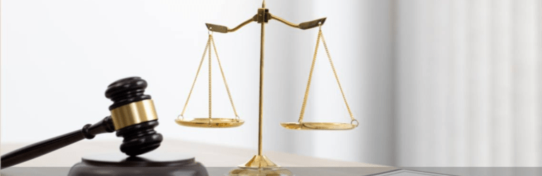 Мер Кам’янського привітав працівників суду з професійним святом