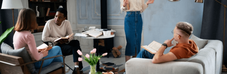 Таких людей краще не пускати додому: 7 типів гостей, які можуть порушити гармонію вашого простору