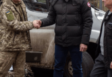 Мер Кам’янського передав допомогу військовослужбовцям 151-ї окремої механізованої бригади