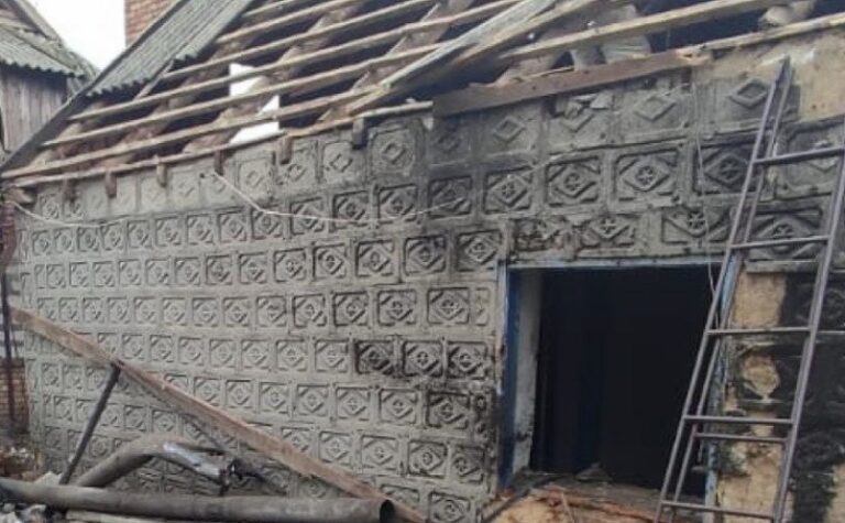 Ворог обстрілював Нікопольщину 15 разів протягом дня: люди не постраждали