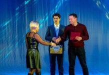 У Камʼянському привітали працівників місцевого самоврядування з професійним святом