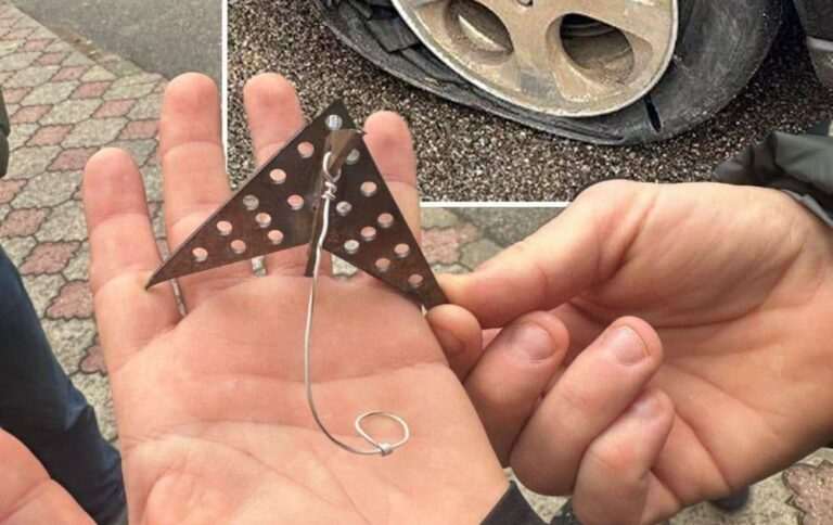 Росіяни розкидають пастки-їжаки на дорогах Херсона, – МВА