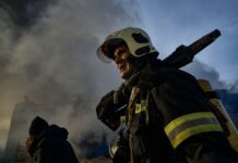 Росія атакувала Тернопіль дронами: у житловому будинку пожежа