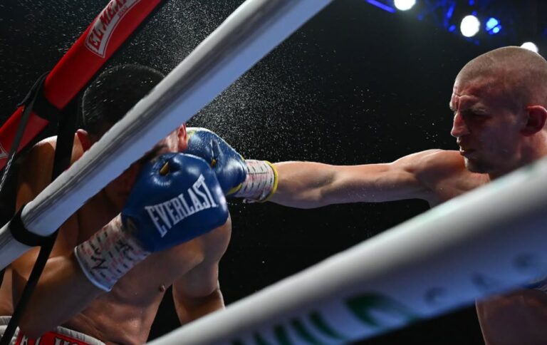 Усик – Ф’юрі 2. Богачук оформив перший нокаут боксерського вечора