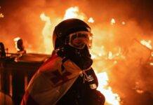 Протести в Тбілісі: спецназ відігнав акцію від парламенту, людей жорстко затримують