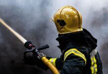 У Миколаївській області мати врятувала від пожежі шістьох дітей: що відомо