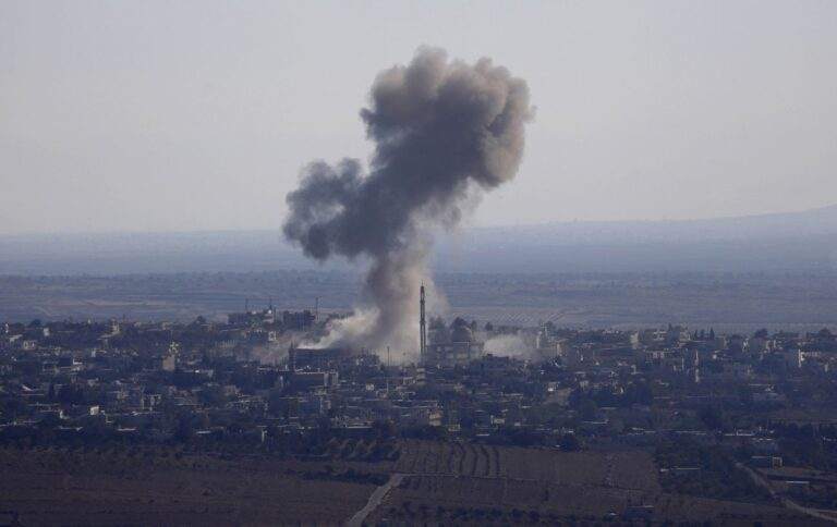 Російські та сирійські літаки посилили бомбардування північного заходу Сирії, – Reuters