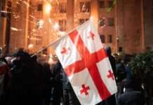 Водомети і газ, затримання й розгони: у Тбілісі почалася шоста доба протестів