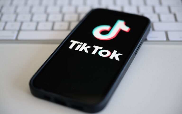 Албанія заборонила TikTok щонайменше на рік