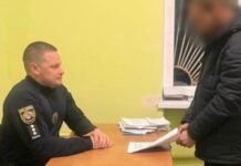 У П’ятихатках за спричинення тяжких тілесних ушкоджень 3-річному хлопчику поліцейські затримали його батька