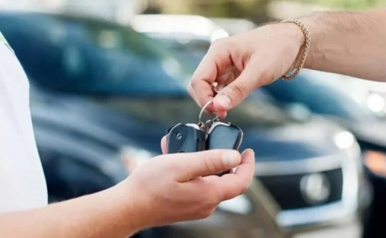 Перекупам приготуватися: в Україні кардинально змінять правила торгівлі вживаними авто