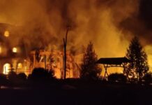 Сили РФ завдали удару по цивільному підприємству в Харкові, виникла пожежа – мер