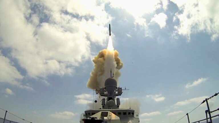 ВМС: Росія вивела носій «Калібрів» у Чорне море