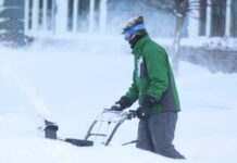 До США прийшли «найсильніші» за останні десятиліття снігопади (відео)