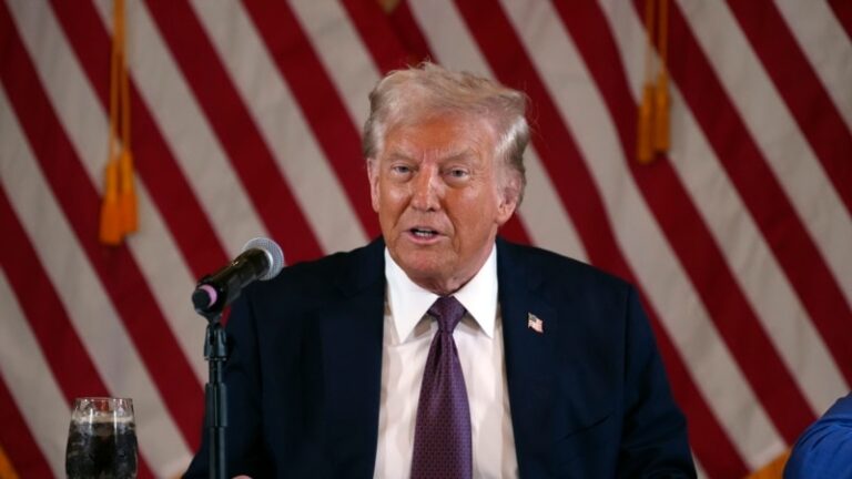 Трамп оголосив про запуск власної криптовалюти