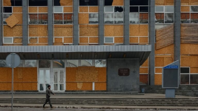 Війська РФ намагаються взяти Покровськ у напівкільце, штурмувати «в лоб» сил не мають – ОСУВ «Хортиця»