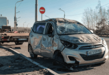 На Полтавському шосе у Дніпрі перекинувся Hyundai: подробиці