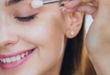 Як замаскувати зморшки: візажисти назвали дієвий спосіб