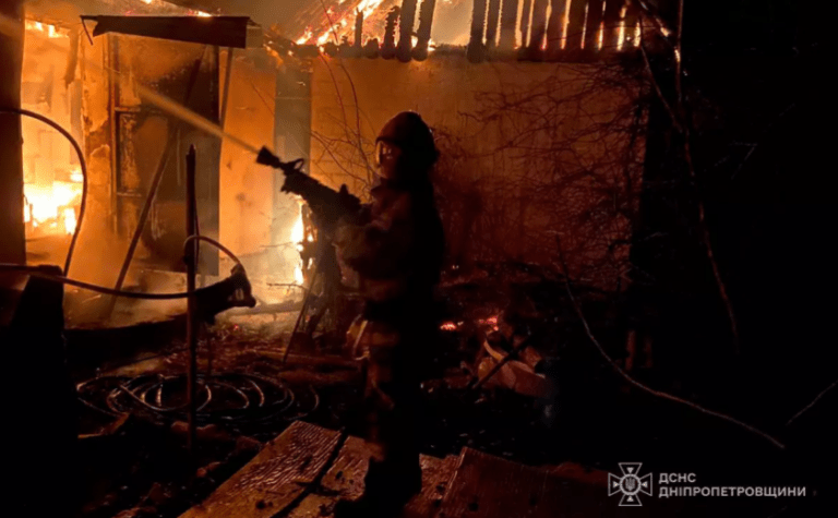 Вогнеборці Дніпропетровщини ліквідували займання приватного будинку у Самарівському районі