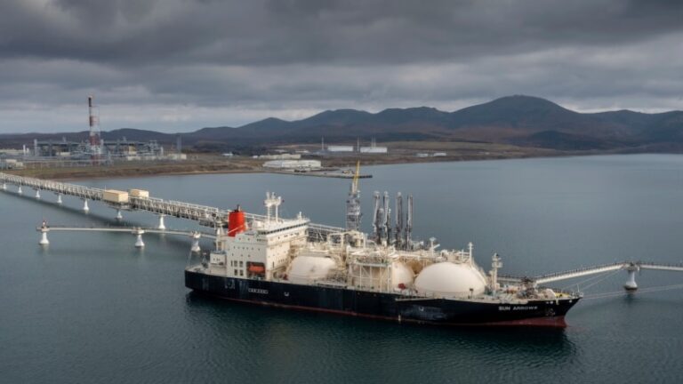 Експорт зрідженого природного газу з Росії сягнув рекордного рівня у 2024 році