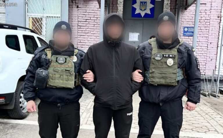 У Запоріжжі за підозрою у вбивстві літньої жінки майже 25 років тому затримано чоловіка