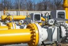 FT: в ЄС обговорюють повернення до закупівель газу з Росії в рамках угоди з припинення війни