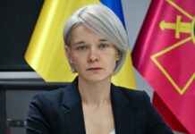 Агенція оборонних закупівель заявляє, що продовжує роботу під керівництвом Безрукової