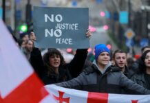 У Тбілісі відбувся мітинг з вимогою звільнення політичних вʼязнів