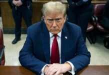 Трамп просить Верховний суд заблокувати вирок у справі про приховування виплат Стормі Деніелс