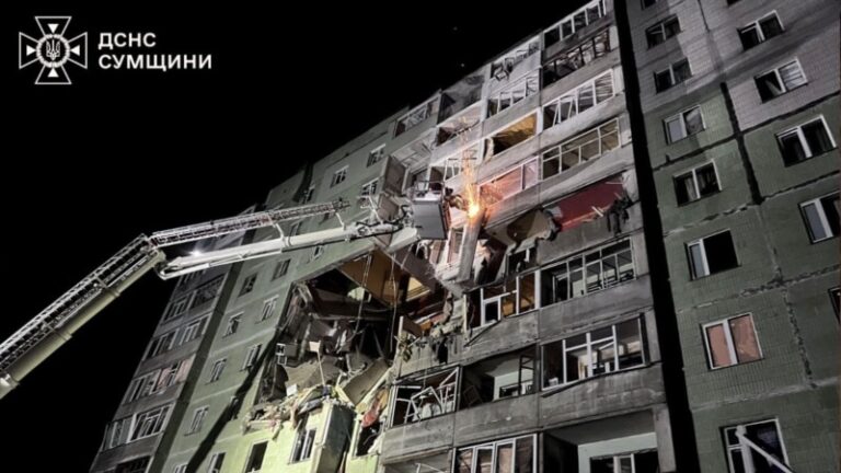 Кількість постраждалих у нічному ударі РФ по Сумах зросла до 9 – ДСНС