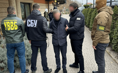 На Закарпатті викрили прикордонника, який допомагав ухилянтам тікати з України