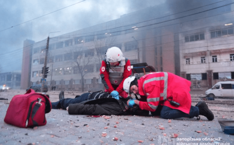 13 загиблих та 109 поранених: у Запоріжжі завершилася пошуково-рятувальна операція