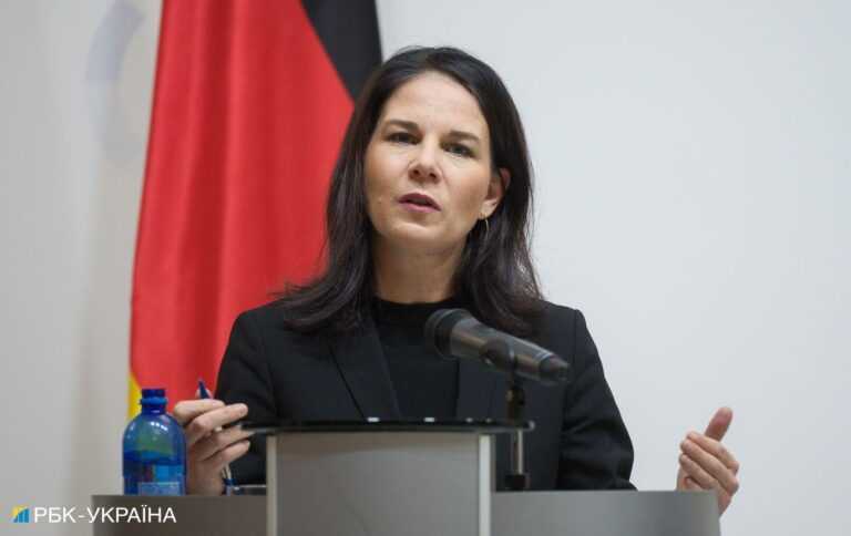 Бербок висловилася про так звані “вибори” в Білорусі