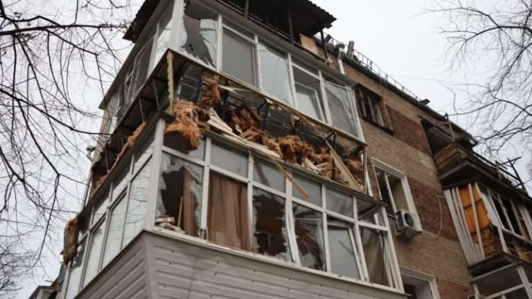 Ракетний удар по Запоріжжю: двоє людей вважаються зниклими безвісти – прокуратура