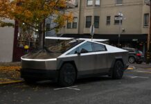 Біля готелю Trump Las Vegas вибухнув Cybertuck: є загиблий і постраждалі