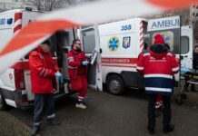 Росіяни дронами атакували Антонівку під Херсоном: є поранені