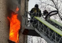 У МВА повідомили про двох загиблих через удар «Шахедами» по Києву