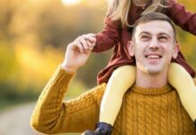 Опора і герой: психологи розповіли, яка роль тата в житті доньки