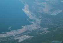 Дрони атакували найбільший морський торговельний порт РФ: що відомо