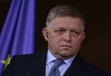 МЗС Словаччини викликало посла України через критику в бік Фіцо