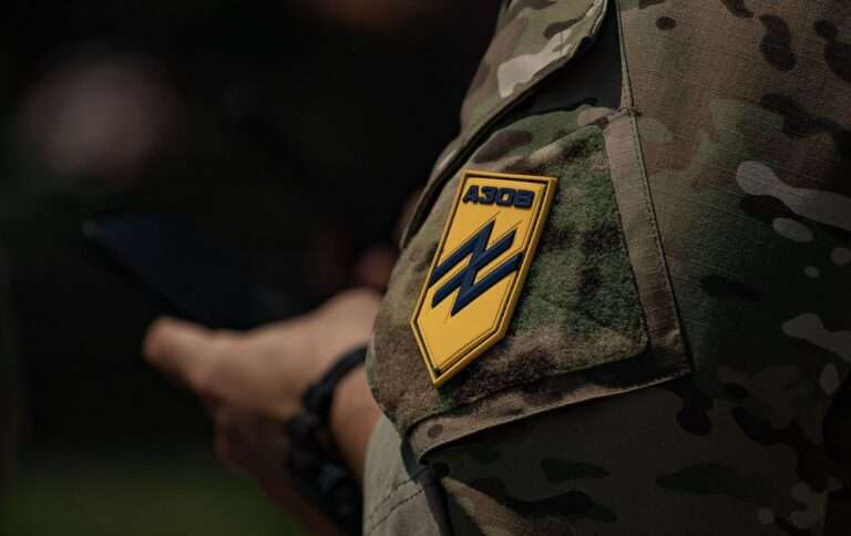 Бійці “Азова” взяли в полон ескімоса на Торецькому напрямку (відео)