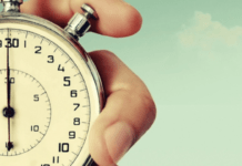 Чому з віком здається, що час летить швидше