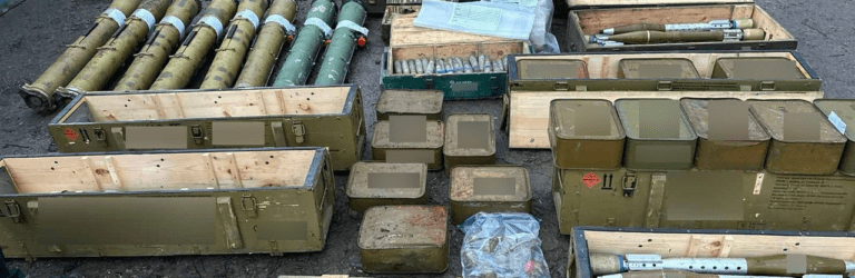 У Кривому Розі у місцевого жителя вилучили арсенал зброї